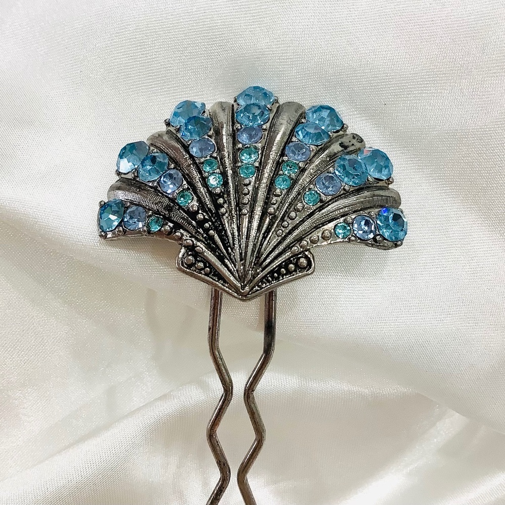 Elegant Vintage Hair Stick Blue Rhinestone Crystals on Silver Fan